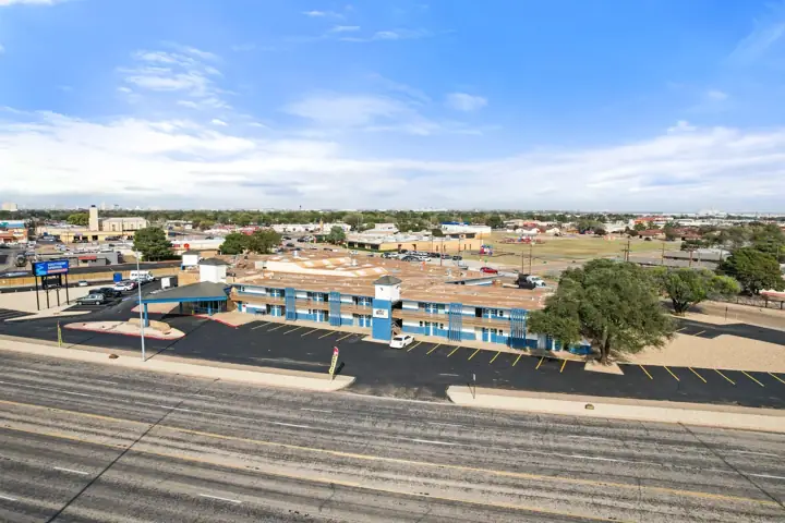 Aerial view of Southern Springs Extended Stay on Avenue Q in Lubbock, Texas